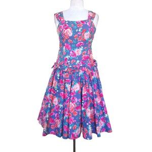 Vintage Laura Ashley Tea Dress Medium Women Cottagecore Floral Cotton Crinoline